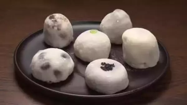 黒糖おこわとごま大福　毎日食べたくなるやさしい餅菓子　岩手県盛岡市