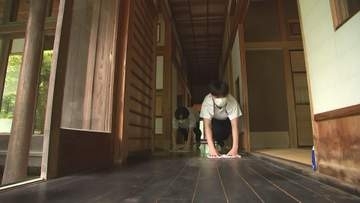 盛岡市保護庭園「武田邸」を清掃　創立100周年の岩手高校生徒　岩手県