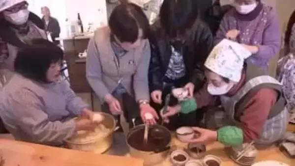 災害公営住宅で餅つき大会　入居者・地域住民が交流　岩手県盛岡市