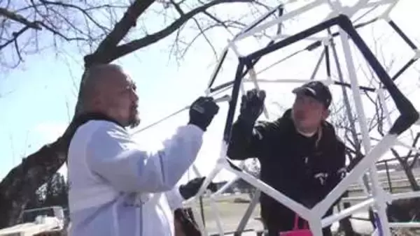 ボランティア団体が外壁を塗装　紫波町に開所する福祉施設　岩手県