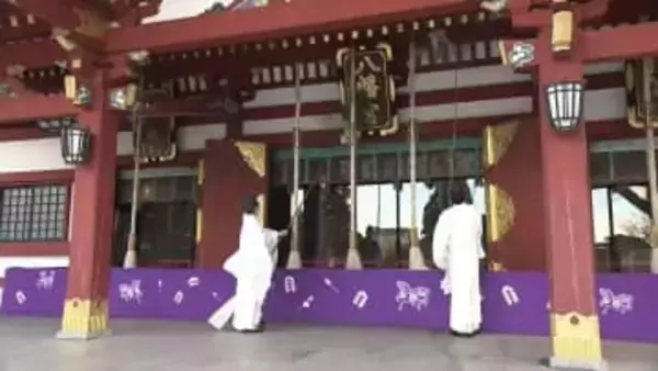 盛岡八幡宮ですす払い　新年を迎える準備　岩手県盛岡市