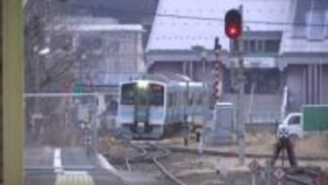 ＪＲ八戸線の久慈駅と鮫駅間で運転再開　12月30日の全線再開目指す　地震の影響　岩手県久慈市
