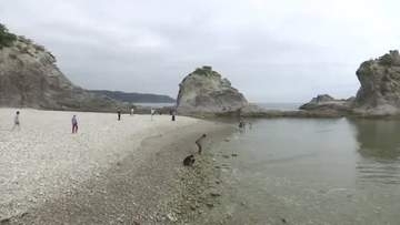 浄土ヶ浜海水浴場の海開き　県内トップ　岩手県宮古市