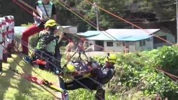 全国の消防士がレスキューの技を競う　大規模な山林火災の岩手・大槌町で開催