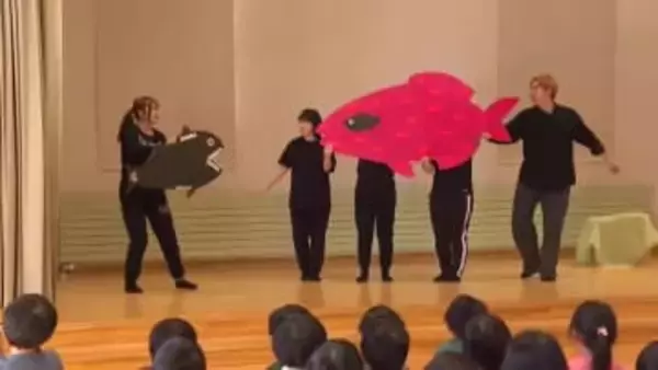 短大生が幼稚園で卒業公演　学びの成果を園児たちに披露　岩手県盛岡市