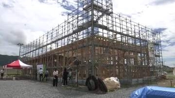 大手ファストフードチェーンの建設に被災木活用　山林火災から1年半　岩手県大船渡市