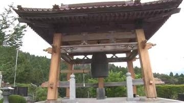 被災木で鐘楼堂に美しい装飾　岩手・大船渡市の寺　復興願う鐘の音