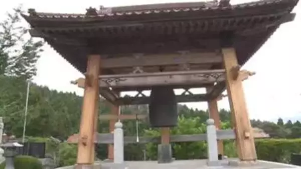 被災木で鐘楼堂に美しい装飾　岩手・大船渡市の寺　復興願う鐘の音