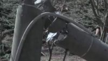 強風で電柱が折れ曲がる　建物被害や鉄道運休　発達した低気圧の影響　岩手県