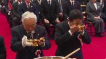 中尊寺で新年恒例の「金盃披き」　平安と五穀豊穣願い　岩手県平泉町