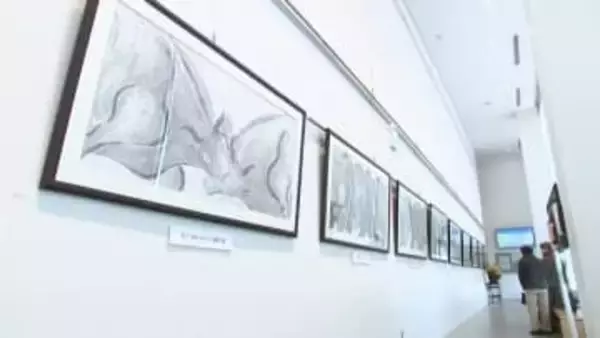 穏やかで激しい“闘牛”の水墨画展　6月に久慈で全国闘牛サミット　岩手県滝沢市