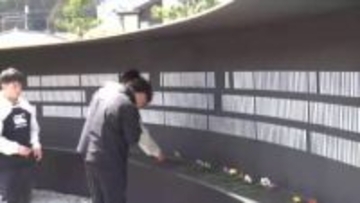 釜石シーウェイブスの選手たちが追悼の祈り　復興祈念試合を前に　岩手県釜石市