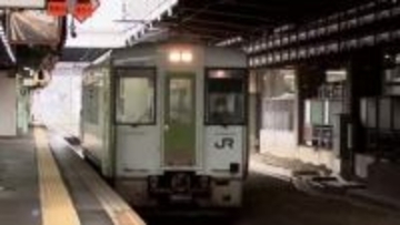 ＪＲ山田線全線で運転再開　トンネル補修完了、全線での運行は1か月半ぶり　観光客や帰省客が乗車　岩手県