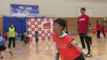 元日本代表・小椋久美子さんの親子バドミントン教室