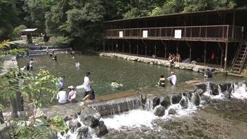 川をせき止めた天然プール　8月31日まで開放
