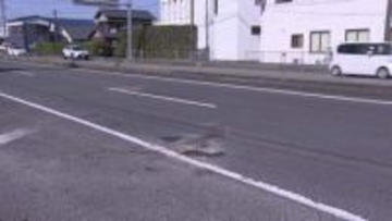 右折しようとした軽ワゴン車と直進車が衝突　52歳男性が死亡　国道23号