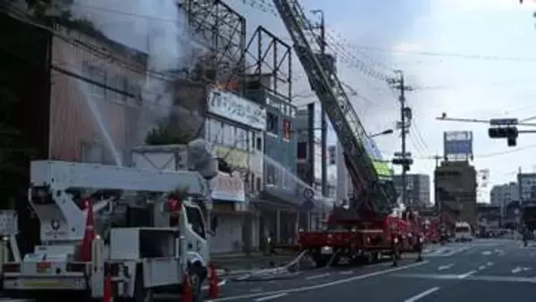 伊勢神宮外宮近くで大規模火災　明倫商店街に消防車12台出動