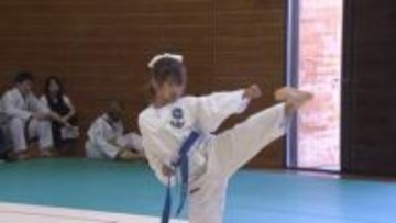 “足のボクシング”　テコンドーの大会