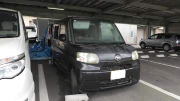 沈んだ車から男性2人の遺体　78歳父と50歳息子の親子と判明