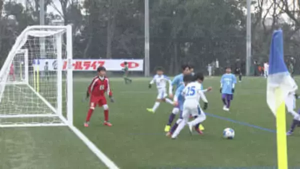 小学5年生以下24チームが雪の中で熱戦　東海大会切符かけ予選リーグ