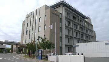 事故現場に車で現れた19歳の男2人　飲酒運転容疑で逮捕