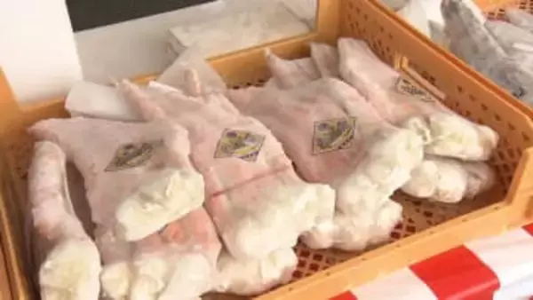 カニや数の子　海産物などがお値打ち　年末大売り出し