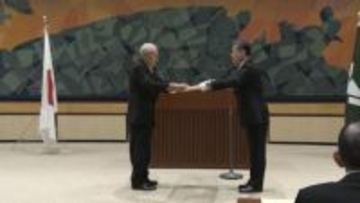 春の叙勲受章者に伝達式　一見知事が功績を称える