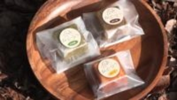 新名物「頂きあんどーなつ」を山の”頂き”で