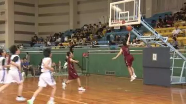 松阪オーシャンカップ開幕　中学生男子16チームが熱戦