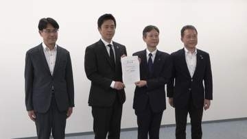 リニア早期開業求め要望書　三重県知事ら