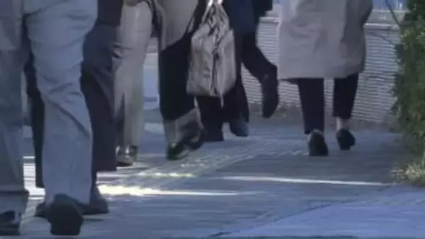 4期ぶりプラスに　県内の景気予測調査