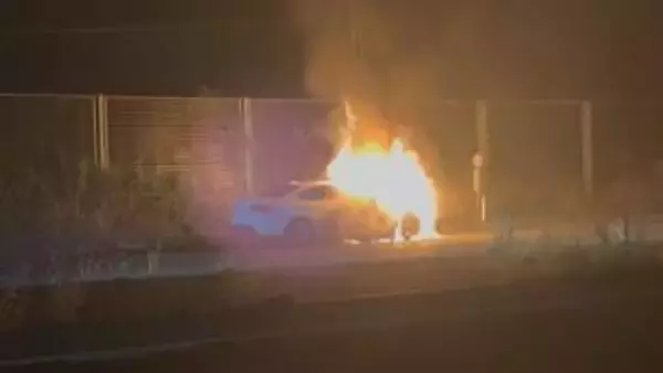 【映像あり】大崎市の国道4号で車両火災 乗用車が炎上＜宮城＞