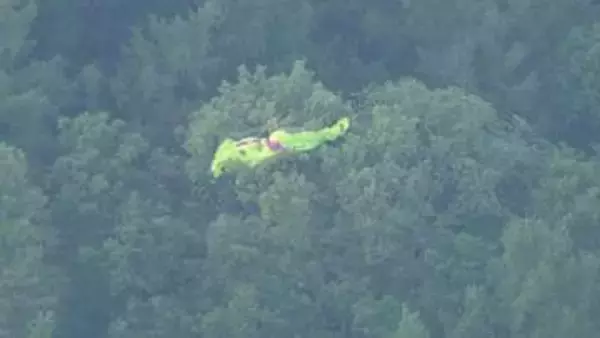 【続報】パラグライダー事故　木に引っかかった70代女性　およそ5時間後に救助 女性は歩行可能で自ら下山中〈仙台市〉