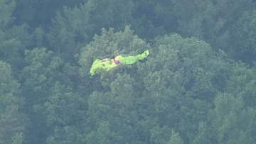 【続報】パラグライダー事故 70代女性にけがなし 木に引っかかり約5時間後に救助〈仙台〉