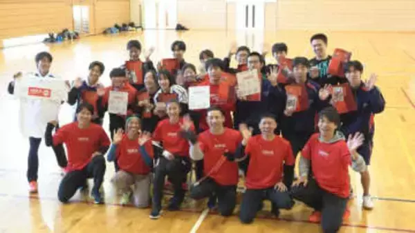 オリンピックのメダリストらトップアスリートたちが地震と豪雨で大きな被害を受けた奥能登で陸上教室