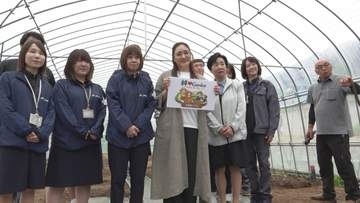 農作業で地域コミュニティの再生を！「ふるさとハウスプロジェクト」に俳優・仲間由紀恵さんも応援
