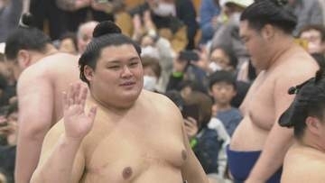 土俵中央で“引かなかった”大の里 最後は前に出る相撲で快勝 十両・欧勝海は休場で幕下転落確実に 大相撲名古屋場所5日目