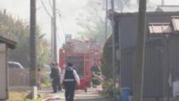 倉庫と車庫の2棟全焼 約1時間後に鎮火でけが人なし 石川・加賀市