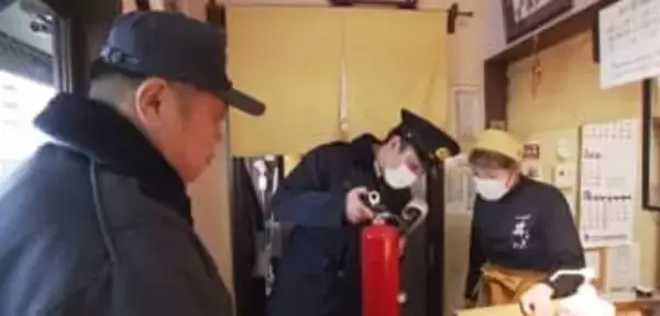 金沢市民の台所で防火パトロール 消火器は「文字」でなく「絵」の表示 インバウンドの外国人の避難誘導には自動翻訳ソフトの多言語管内放送で