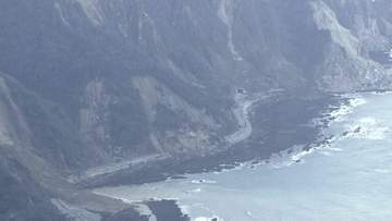 能登地震の震源域に断層の「密集地帯」 珠洲沖の幅約3キロに及ぶ“大規模変形帯”が津波を誘発