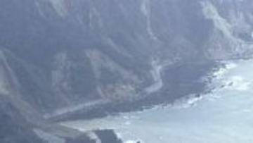 能登地震の震源域に断層の「密集地帯」 珠洲沖の幅約3キロに及ぶ“大規模変形帯”が津波を誘発