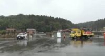 “車1500台立ち往生”を繰り返さないために 国道8号・石川と福井の県境で連携訓練