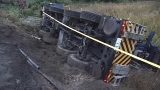 クレーン車横転 断水の被害