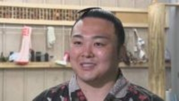炎鵬が3年ぶりの十両の土俵で初日から3連勝 低い姿勢を貫き押し出しで勝利 大相撲夏場所3日目