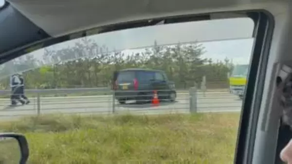 【続報】50代男性運転の軽乗用車が逆走 乗用車2台巻き込まれ、女性がケガ 逆走の男性もケガ 警察・50代男性を道路交通法違反容疑視野に調べ 石川県かほく市・のと里山海道