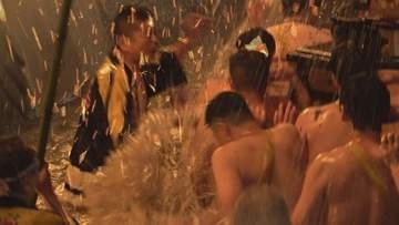 「川や火の中に神輿投げ入れる」あばれ祭 最高潮に 能登半島地震からの復興願い