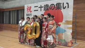 地震と豪雨で被害を受けた石川県輪島市で「二十歳のつどい」 夢や故郷の復興を思い描きながら未来へ気持ちを新たに