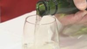 かつての酵母で復刻 半世紀ぶりの日本酒「猩々」新酒まつり 石川・野々市市