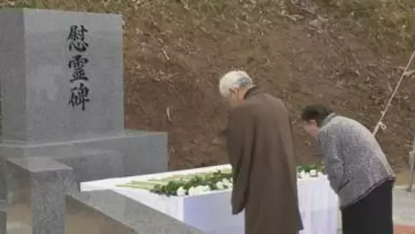 「涙が止まらない」地震で失われた71基の墓　石川・金沢の墓地公園に刻まれる祈りの碑