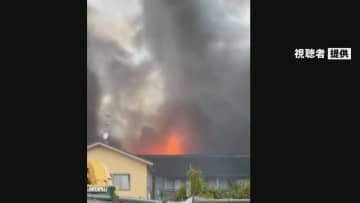 出火は工場内の電気系統トラブルか　石川県かほく市の火事